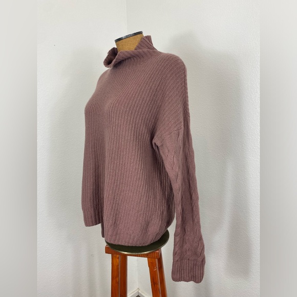 Gentle Herd Women’s Sweater M Slouch Turtle Neck In Mauve Cable Sleeve Yak Wool - Picture 9 of 15